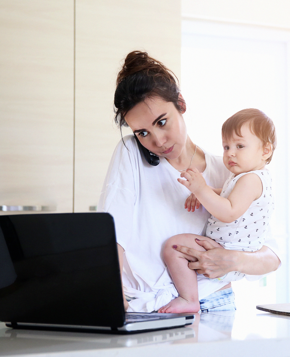 working mom with baby pelvic floor physiotherapy mobile header Propel Physiotherapy