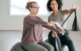 Woman doing arthritis physiotherapy with registered physiotherapist at Propel Physiotherapy.
