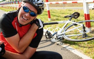 Man suffers shoulder injury in bike accident. Common shoulder injuries treatment Propel Physiotherapy